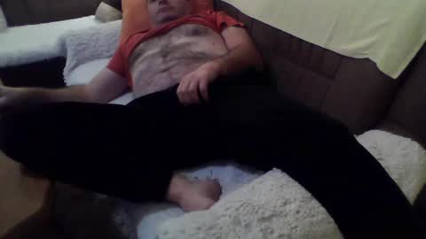 Snapshot of drkadzia chatting on 02.20.25 johnny online show from 02.20.25