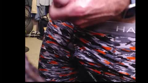 Snapshot of drmbigg chatting on 11.22.25 Hello Hope you enjoy what you see. I love attention in dirty talk and tips thickcock edging precum dirtyTalk C2C online show from 11.22.25