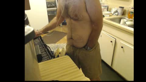 Snapshot of drmbigg chatting on 03.31.26 Hello Hope you enjoy what you see. I love attention in dirty talk and tips thickcock edging precum dirtyTalk C2C online show from 03.31.26