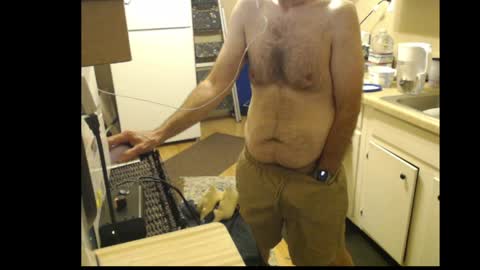 Snapshot of drmbigg chatting on 04.01.26 Hello Hope you enjoy what you see. I love attention in dirty talk and tips thickcock edging precum dirtyTalk C2C online show from 04.01.26