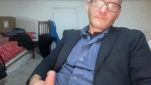 Snapshot of drnickarman chatting on 12.20.25 Nick online show from 12.20.25