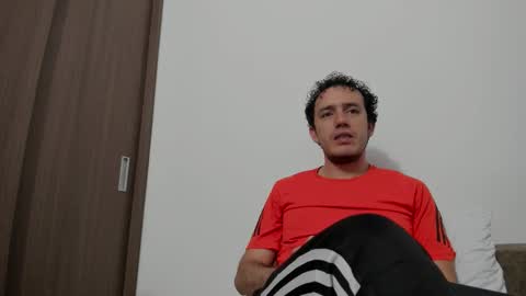 CamiSanti online show from 12.04.25