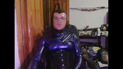 Snapshot of drone1397 chatting on 12.05.24 Drone1397 online show from 12.05.24