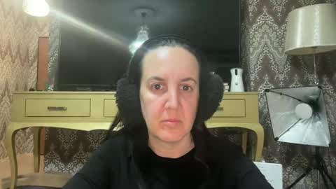 Dr. Resa online show from 03.12.25