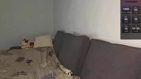 Snapshot of drunk_bosss chatting on 02.08.25 Bella online show from 02.08.25