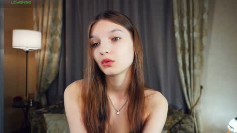 Snapshot of drutywerri chatting on 01.13.25 Polly day and Amelia night online show from 01.13.25