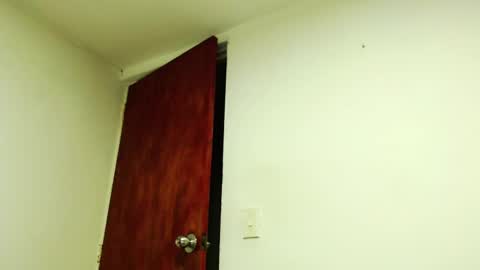 S.K..maorisa98 VIDEOS SEXHARD PPBOY 55TASTEPROTEIN online show from 12.15.25