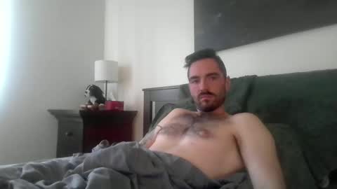 Snapshot of dudeman009 chatting on 10.22.25 dudeman009 online show from 10.22.25