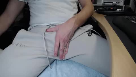 duderuhornyx online show from 01.26.25