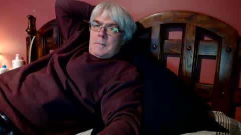 Snapshot of dug38 chatting on 12.02.24 Doug online show from 12.02.24