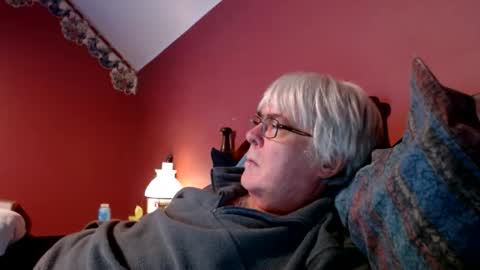 Snapshot of dug38 chatting on 12.07.24 Doug online show from 12.07.24