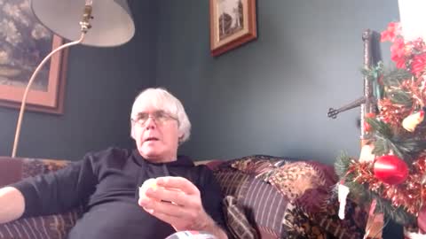 Snapshot of dug38 chatting on 12.26.24 Doug online show from 12.26.24