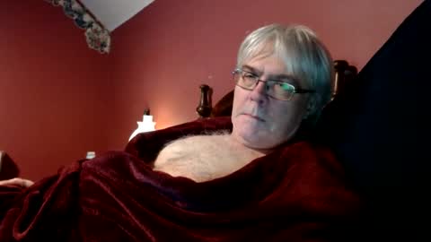 Snapshot of dug38 chatting on 12.28.24 Doug online show from 12.28.24