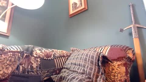Snapshot of dug38 chatting on 01.05.25 Doug online show from 01.05.25