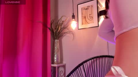 dulce__fiore07 online show from 11.24.25