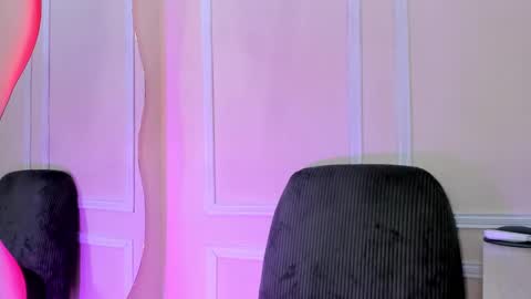 dulce__fiore07 online show from 12.20.25