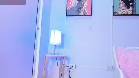 dulce__fiore07 online show from 04.20.26