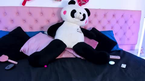 Snapshot of dulce_joness_ chatting on 02.13.26 Dulce BBW Jones online show from 02.13.26