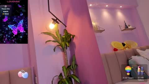 dulce_mg online show from 12.18.25