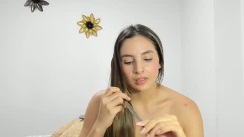 Snapshot of dulce_roberts_ chatting on 01.27.25 Dulce  online show from 01.27.25