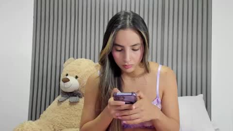 Snapshot of dulce_roberts_ chatting on 03.05.25 Dulce  online show from 03.05.25