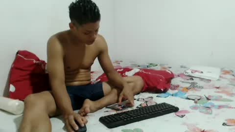 Snapshot of dulcefuegoxxx chatting on 06.24.26 dulcefuegoxxx online show from 06.24.26