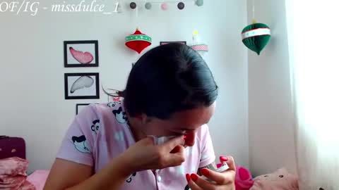 Snapshot of dulcemaria_alvarez22 chatting on 12.20.25 Dulce online show from 12.20.25