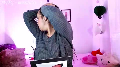 Snapshot of dulcemaria_alvarez22 chatting on 01.09.26 Dulce online show from 01.09.26