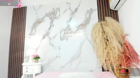 Snapshot of dulcemia25 chatting on 05.28.26 Dulce online show from 05.28.26