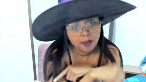 dulcetemtation14 online show from 10.31.25