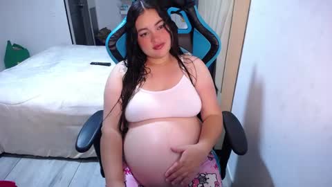 Snapshot of dumont_model chatting on 05.29.26 Nicole online show from 05.29.26