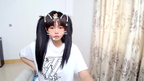 Snapshot of duolanei chatting on 12.15.25 duolanei online show from 12.15.25