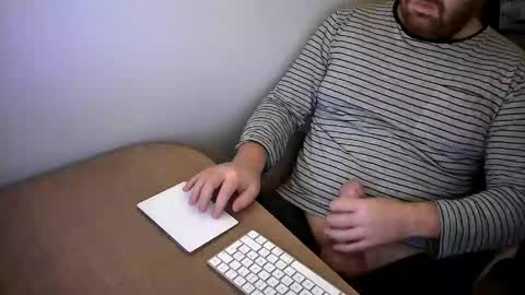 Snapshot of dupf127 chatting on 01.12.26 FloFrenchCurv288 online show from 01.12.26