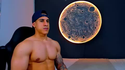 duran_dhikol1 online show from 10.26.25