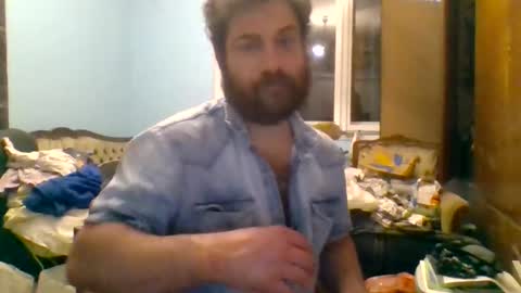 Snapshot of duskansmoke chatting on 05.26.26 duskansmoke online show from 05.26.26