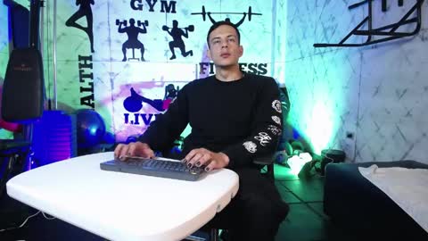 Dustin Sonne online show from 04.08.26