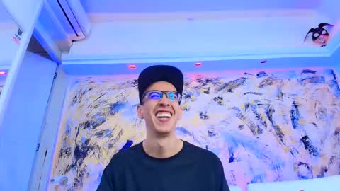 Dustin Dollin online show from 11.26.25