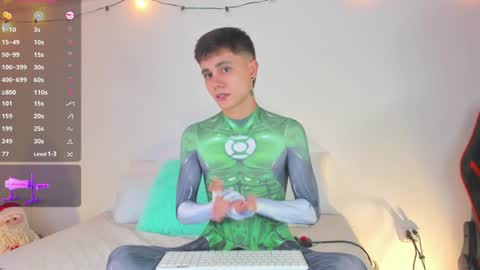 Snapshot of dustinlevine chatting on 12.14.24 Dustin Levy online show from 12.14.24