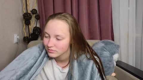 Snapshot of dustydeida chatting on 12.16.25 Jenny online show from 12.16.25