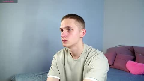 Dustyn online show from 02.27.25