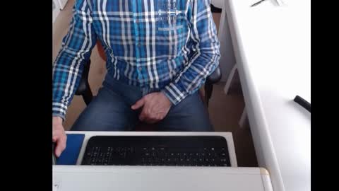 dutchpornking2 online show from 02.24.25