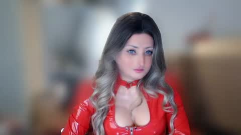 Snapshot of dutchsissyvictoria chatting on 05.29.26 Dutch Sissy Victoria online show from 05.29.26