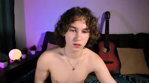 Snapshot of duumvirate chatting on 11.14.25 Georg and Max online show from 11.14.25