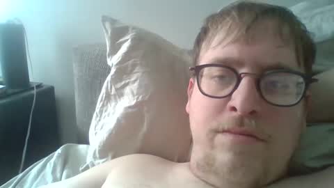 Snapshot of dxjbre chatting on 02.18.25 dxjbre online show from 02.18.25