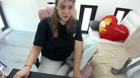 dayana online show from 04.10.26