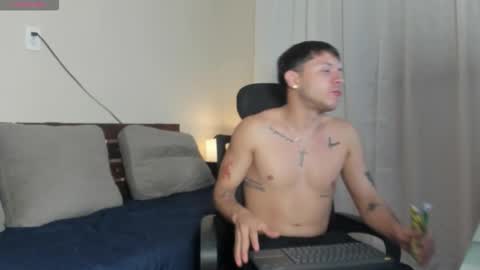 Snapshot of dylan_coleman1 chatting on 02.25.26 dylan_coleman1 online show from 02.25.26