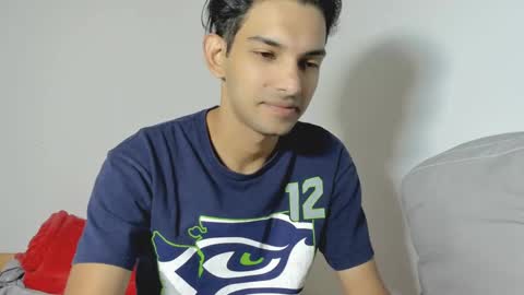 Snapshot of dylan_hoot chatting on 09.30.25 Dylan online show from 09.30.25