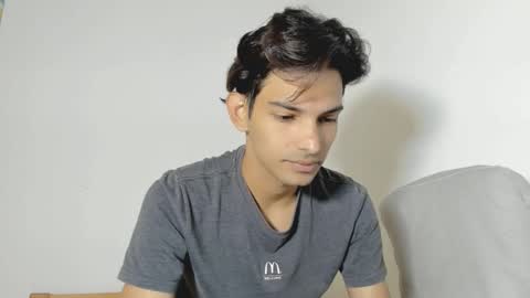 Snapshot of dylan_hoot chatting on 10.15.25 Dylan online show from 10.15.25