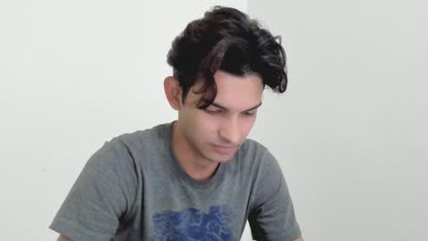 Snapshot of dylan_hoot chatting on 10.20.25 Dylan online show from 10.20.25