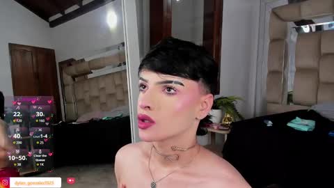 dylan_turner_ online show from 09.13.25